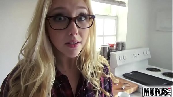 Blonde Amateur Spied on by Webcam video starring Samantha Rone – Mofos.com